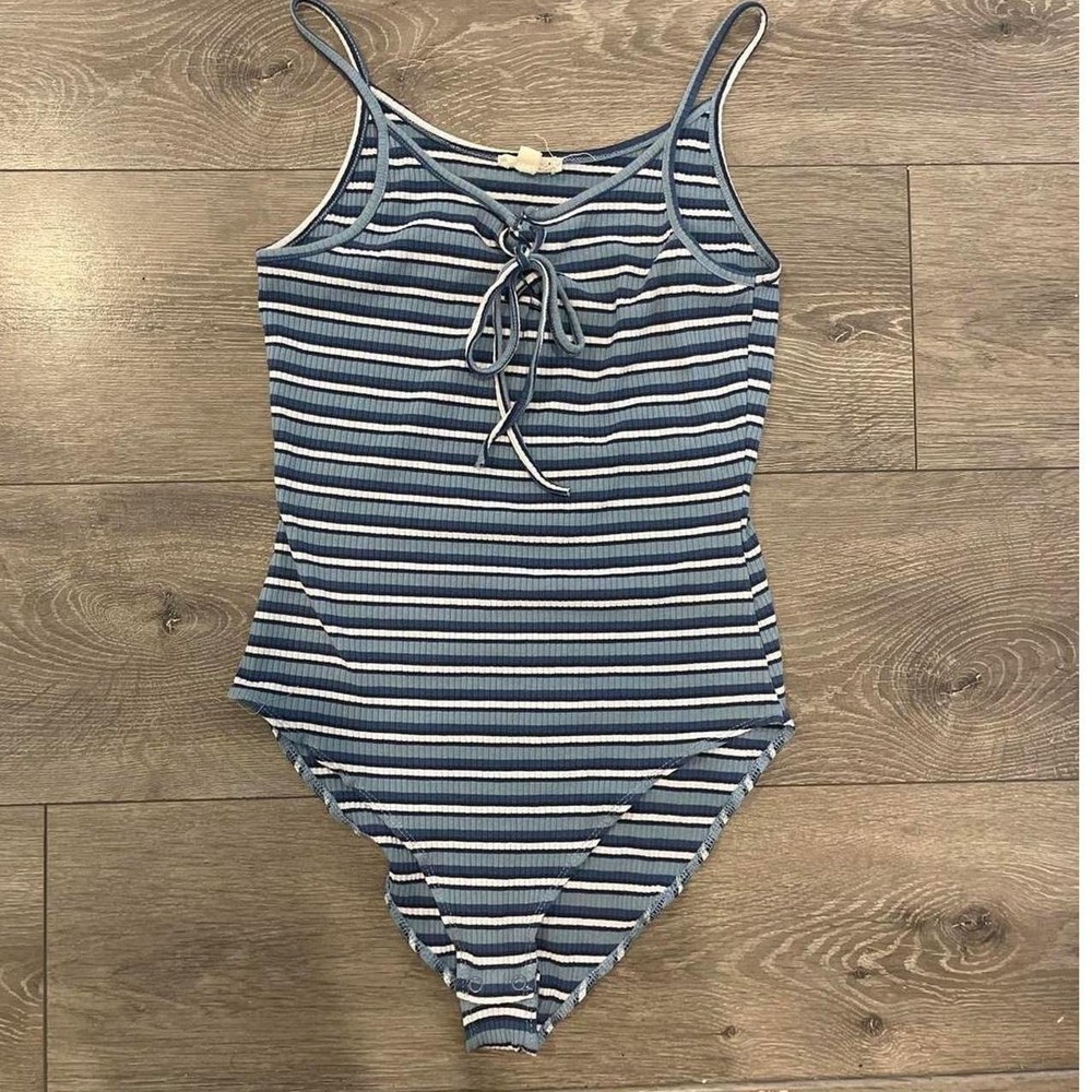 Blue Striped Ribbed Lace Up Bodysuit Sleeveless Cami Top Snap Closure Women  L